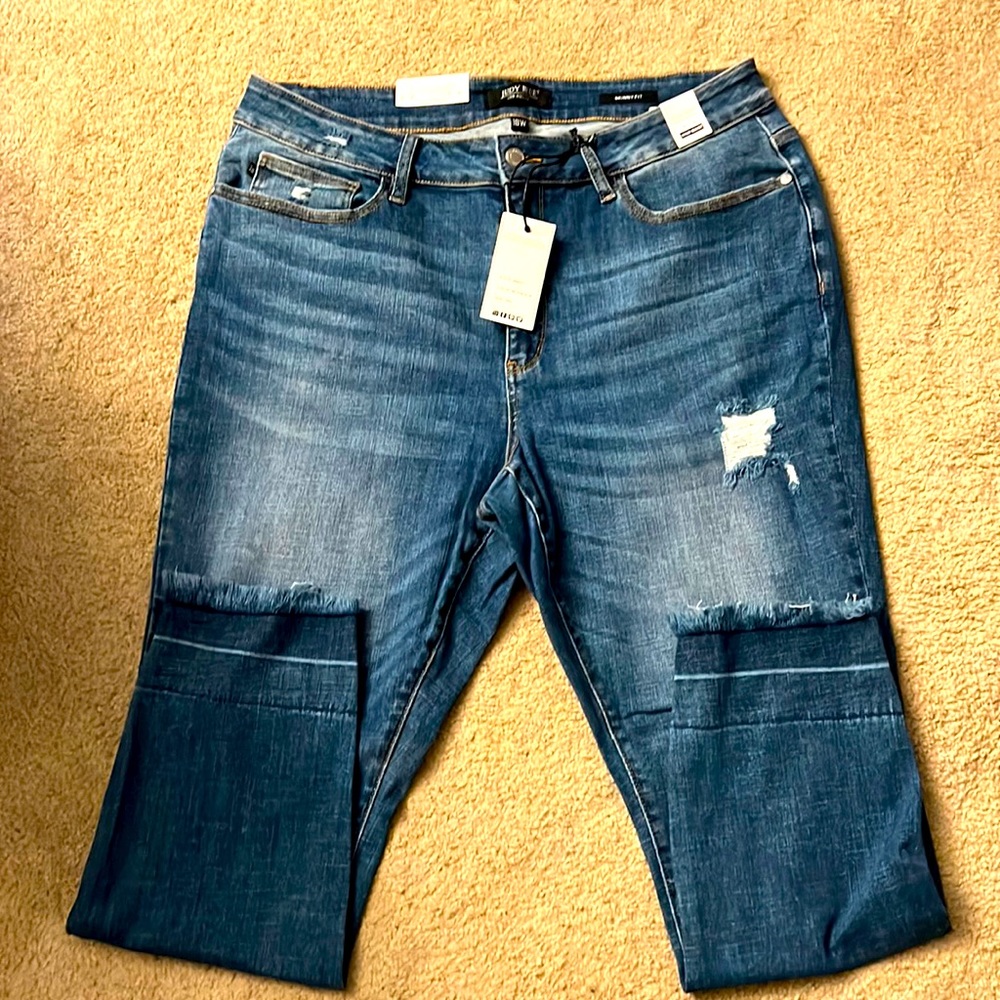 Judy Blue 18w high waist skinny fit destructed jeans.
